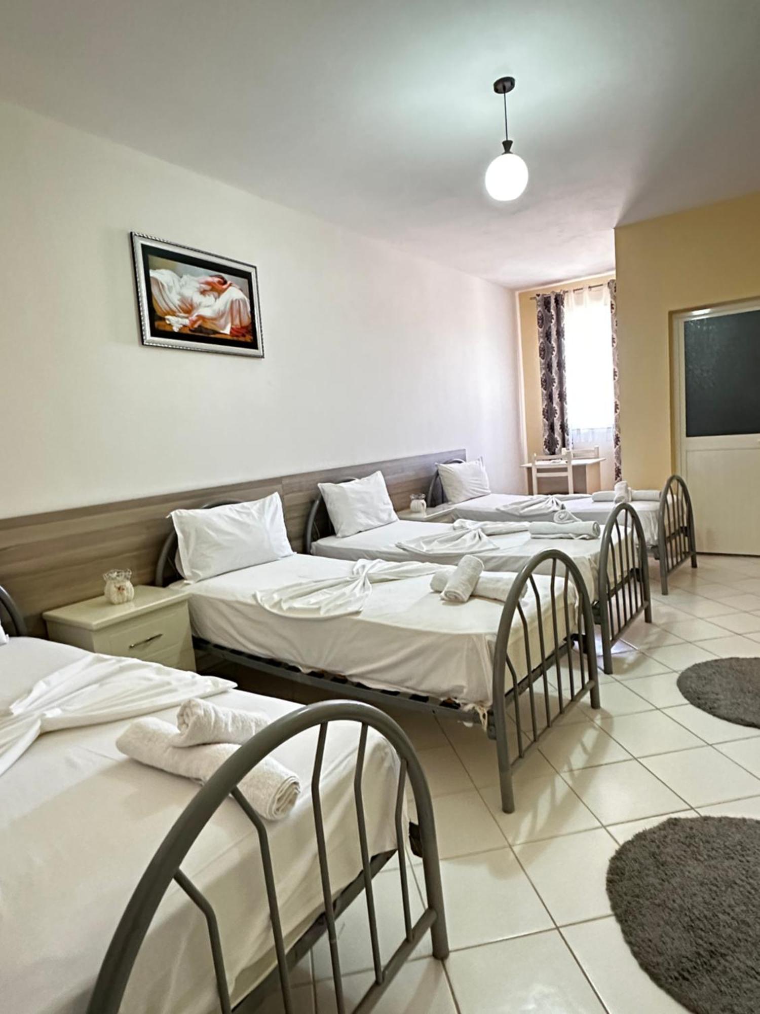 Hotel St.Pauli Shkoder Exterior photo