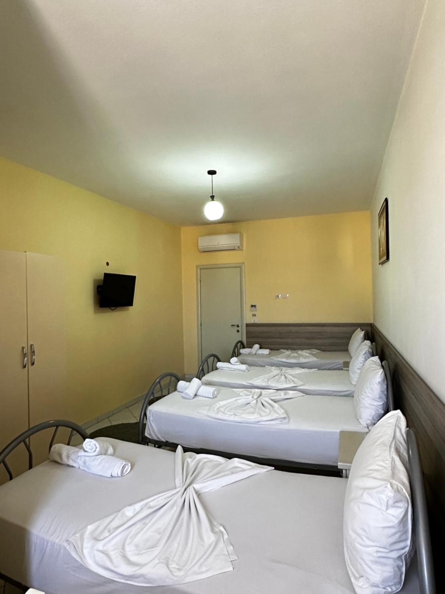 Hotel St.Pauli Shkoder Exterior photo